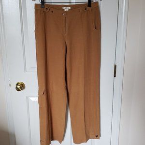 Tommy Bahama Tan Cropped Pants Sz 10 EUC